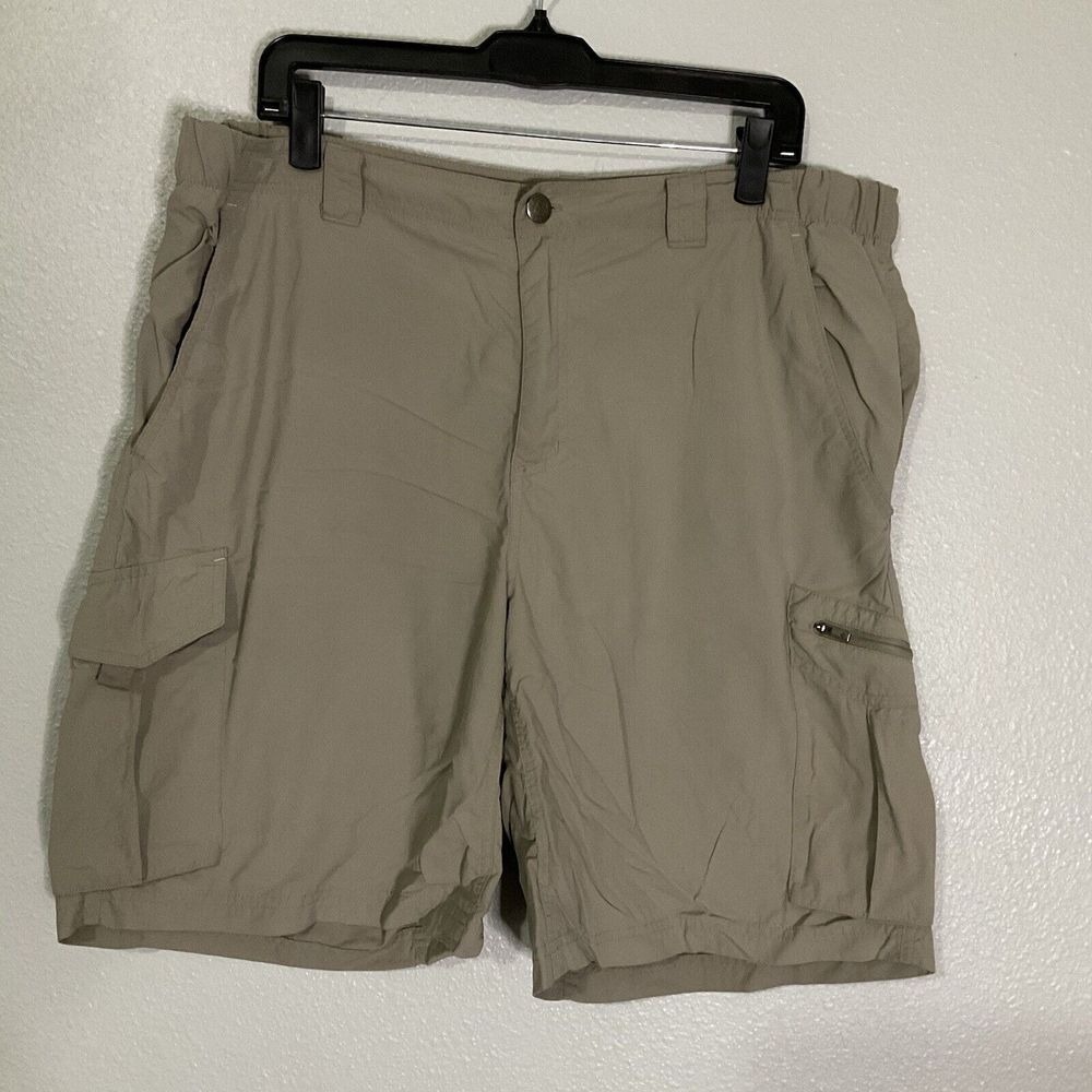 Columbia Shorts Men's Size 38 Omni Shade Tan Cargo‎ Lightweight Nylon